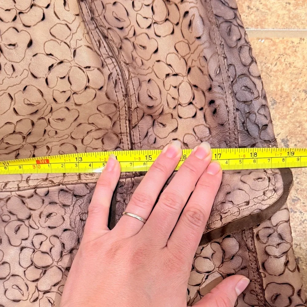 Scully Ladies Laser Cut Leather Coat Large L Tan Mid Length Fall Boho Luxury - Picture 10 of 11